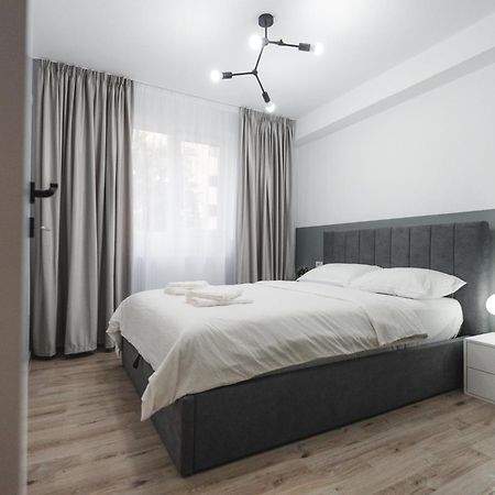 Apartament Iulia Si Alex Curtea de Argeş Εξωτερικό φωτογραφία