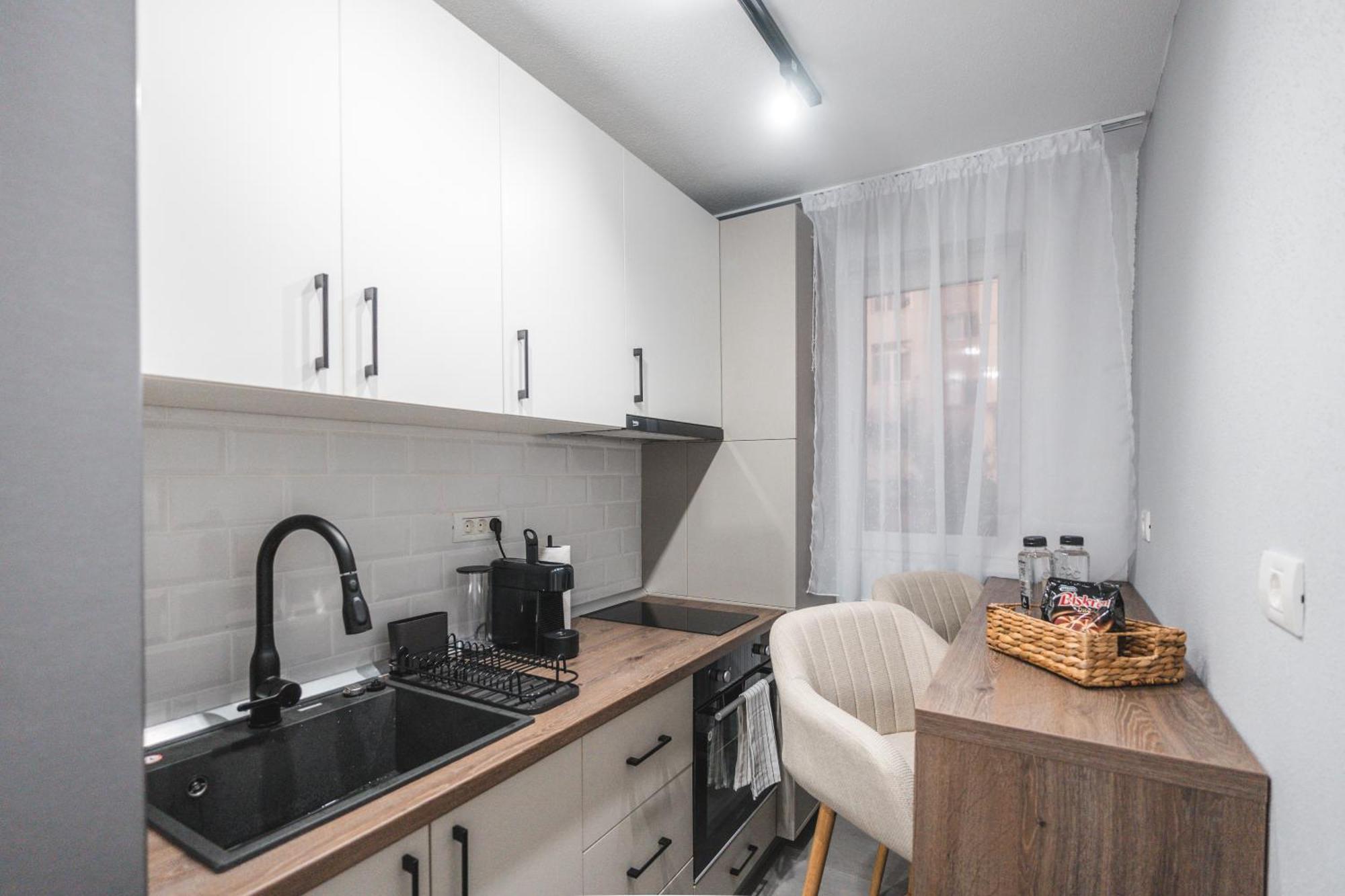 Apartament Iulia Si Alex Curtea de Argeş Εξωτερικό φωτογραφία
